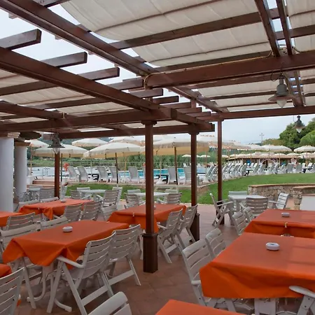 Apartahotel Cala Di Mola Porto Azzurro