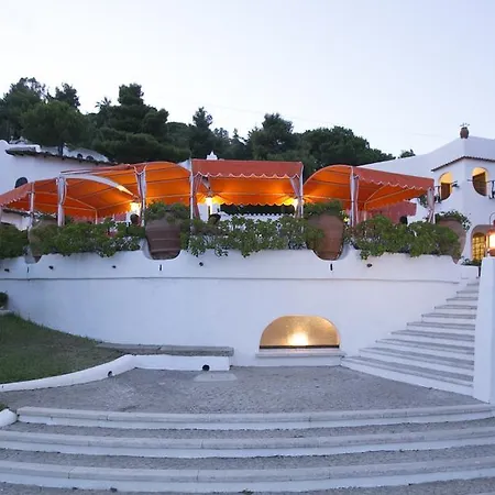 Cala Di Mola Ξενοδοχείο με διαμερίσματα 4*