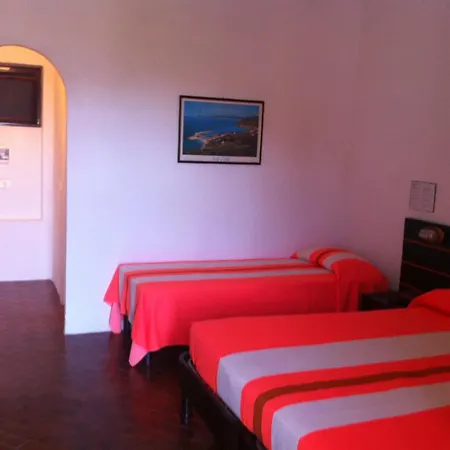 Cala Di Mola 4*