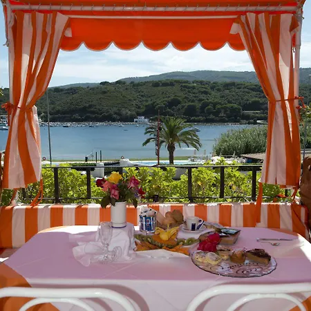 Cala Di Mola פורטו אזורו