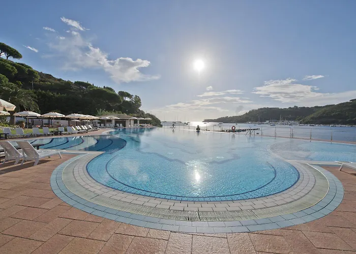 Aparthotel Cala Di Mola