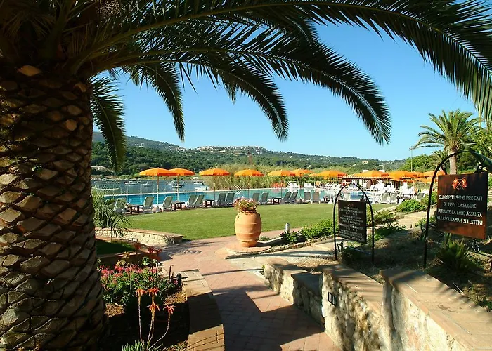 Aparthotel Cala Di Mola