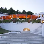 Cala Di Mola Apartahotel 4*