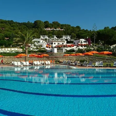Cala Di Mola Aparthotel