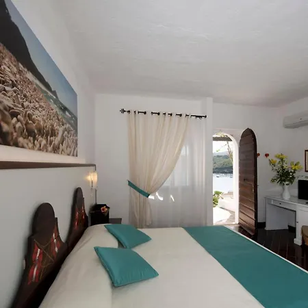 Aparthotel Cala Di Mola Porto Azzurro