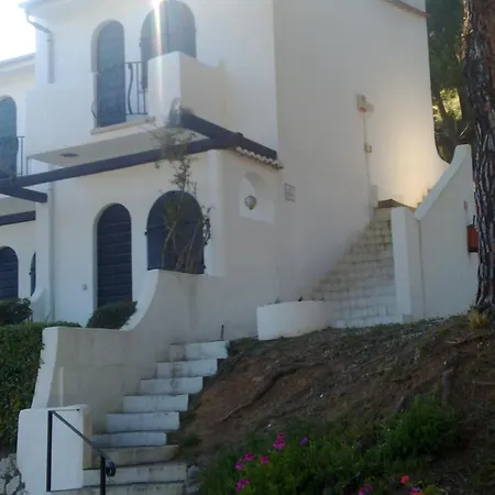 Cala Di Mola Aparthotel 4*