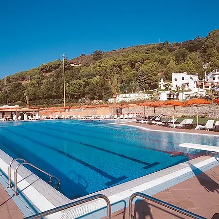 Cala Di Mola Aparthotel