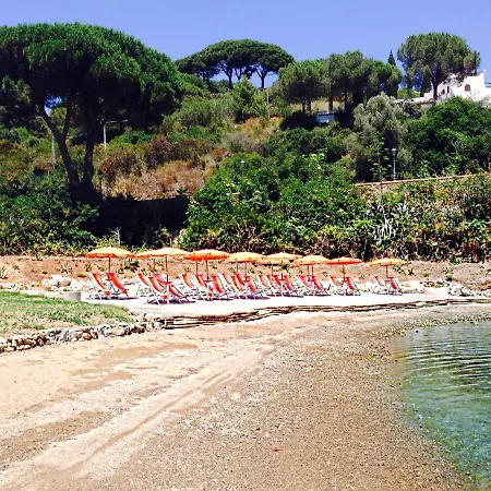 Cala Di Mola Porto Azzurro