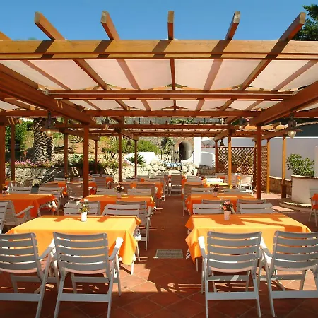 Aparthotel Cala Di Mola 4*