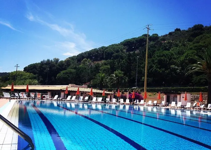 Apart-hotel Cala Di Mola 4*