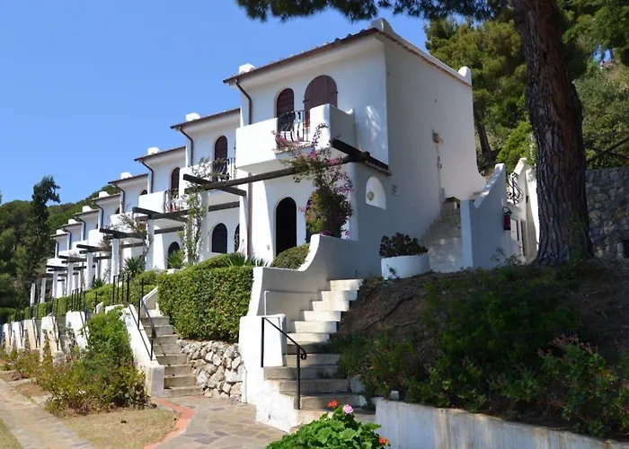 Cala Di Mola Porto Azzurro