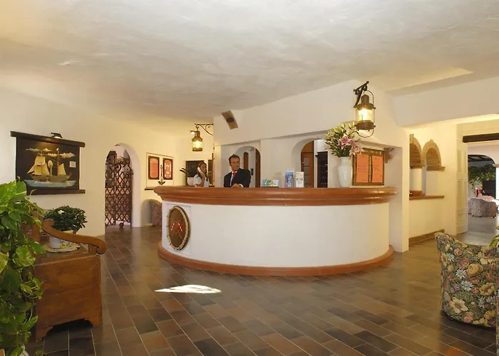 Cala Di Mola Apart-hotel