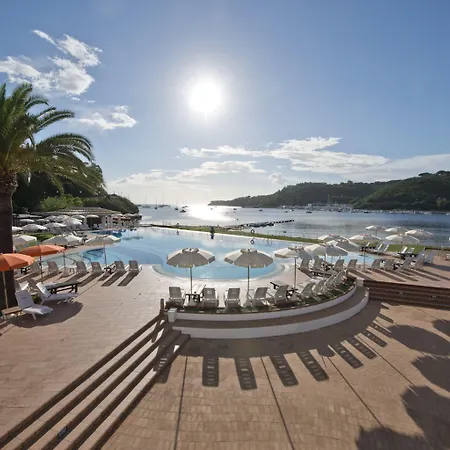 Cala Di Mola Lejlighedshotel