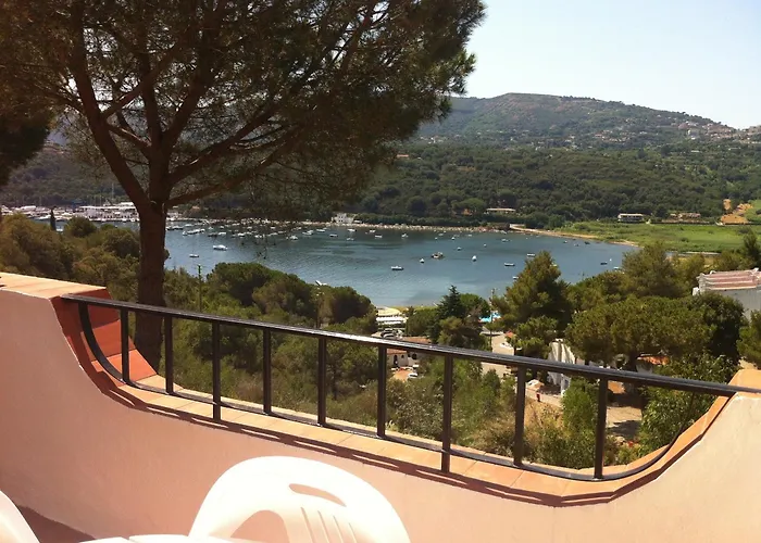 Cala Di Mola Porto Azzurro