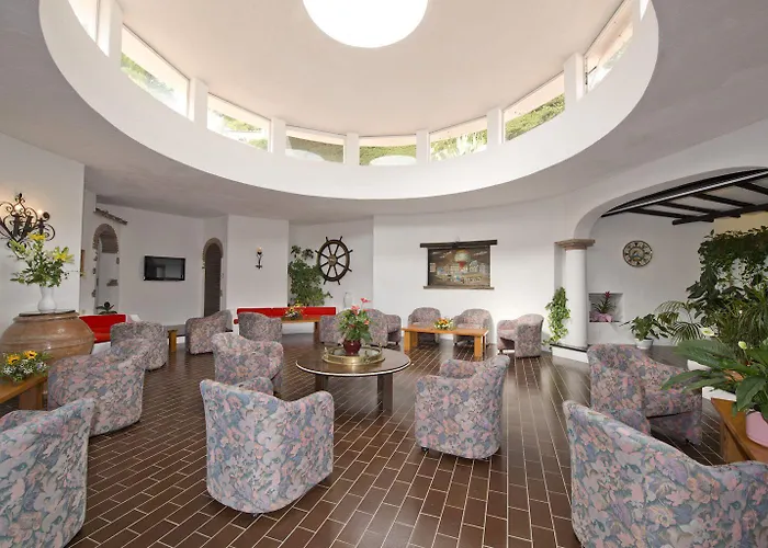 Cala Di Mola Aparthotel 4*