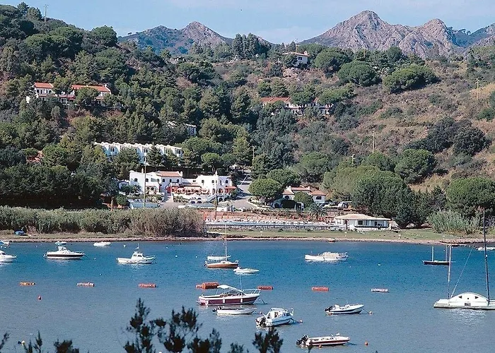 Cala Di Mola Porto Azzurro